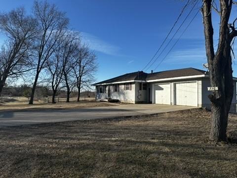 716 15th Ave Se #1 - Photo 2 of 4