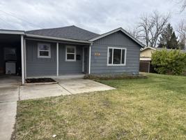 featured image of 447 N 5th St #1