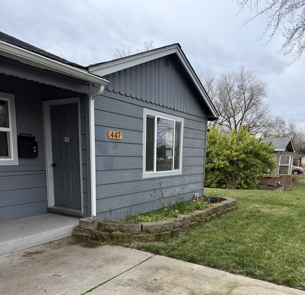 447 N 5th St #1 - Photo 2 of 13