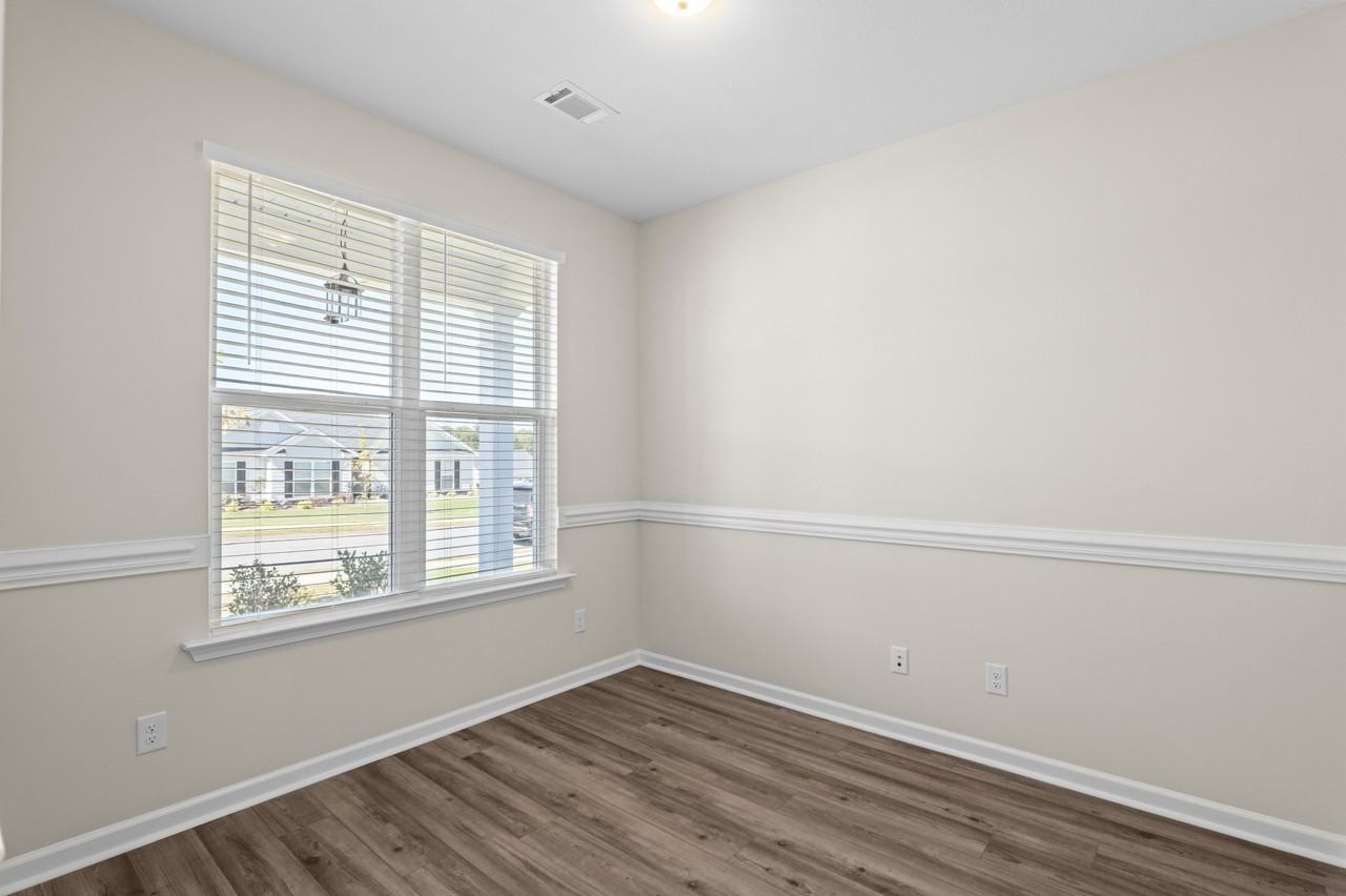 p296 8132 Snelling Drive #1 - Photo 5 of 28