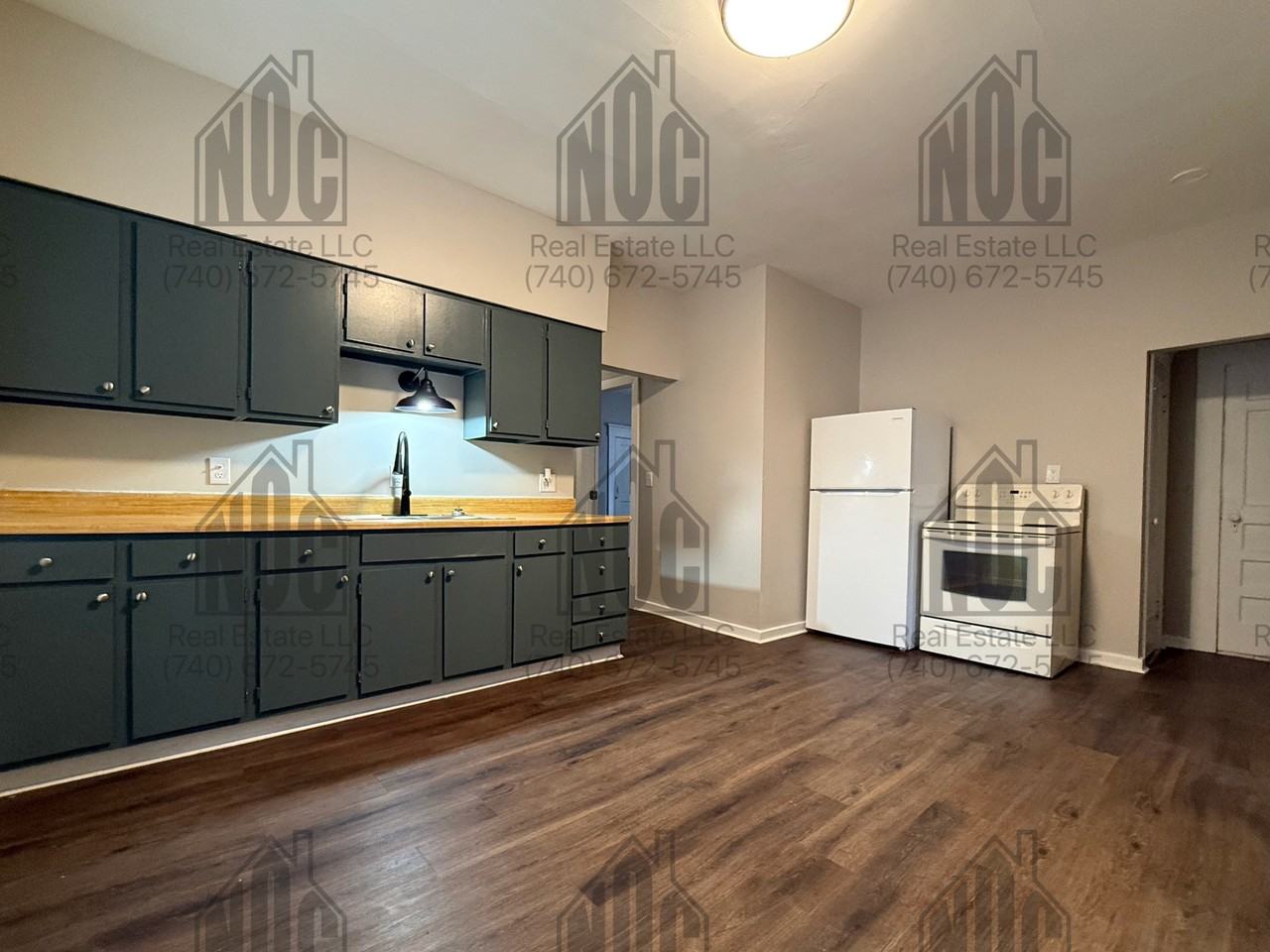 160 1/2 Lake St #160 - Photo 5 of 14