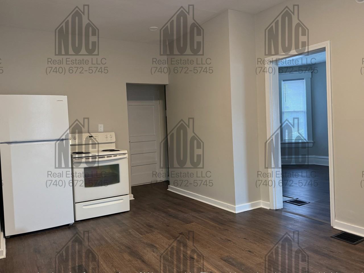 160 1/2 Lake St #160 - Photo 6 of 14