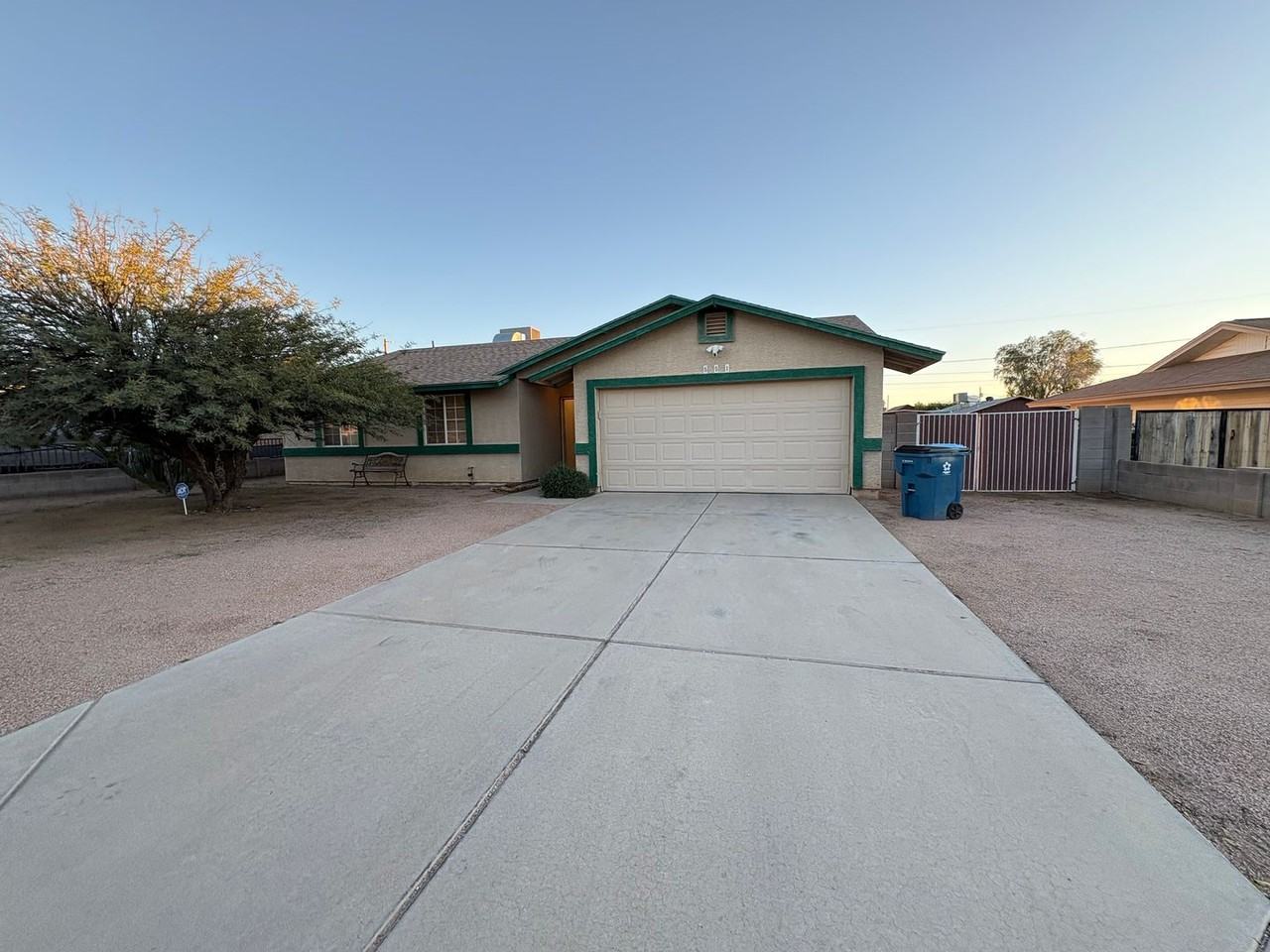 551 W 21st Ave - Photo 2 of 22