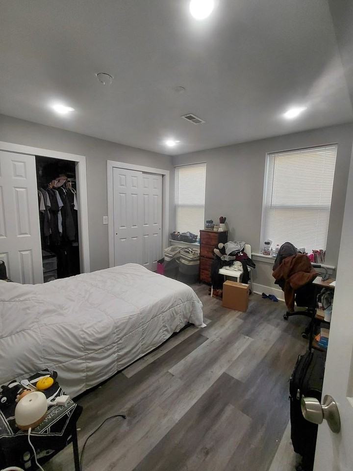 4313 Sansom St - Photo 3 of 28