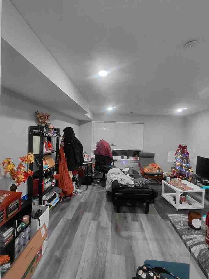 4313 Sansom St - Photo 4 of 28