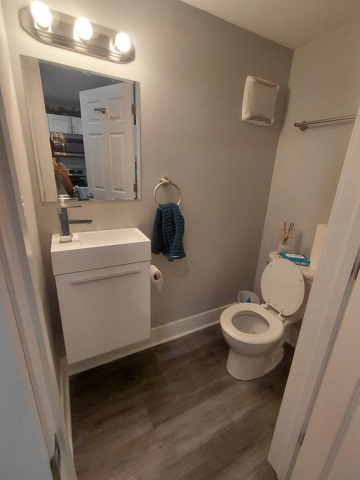 4313 Sansom St - Photo 5 of 28