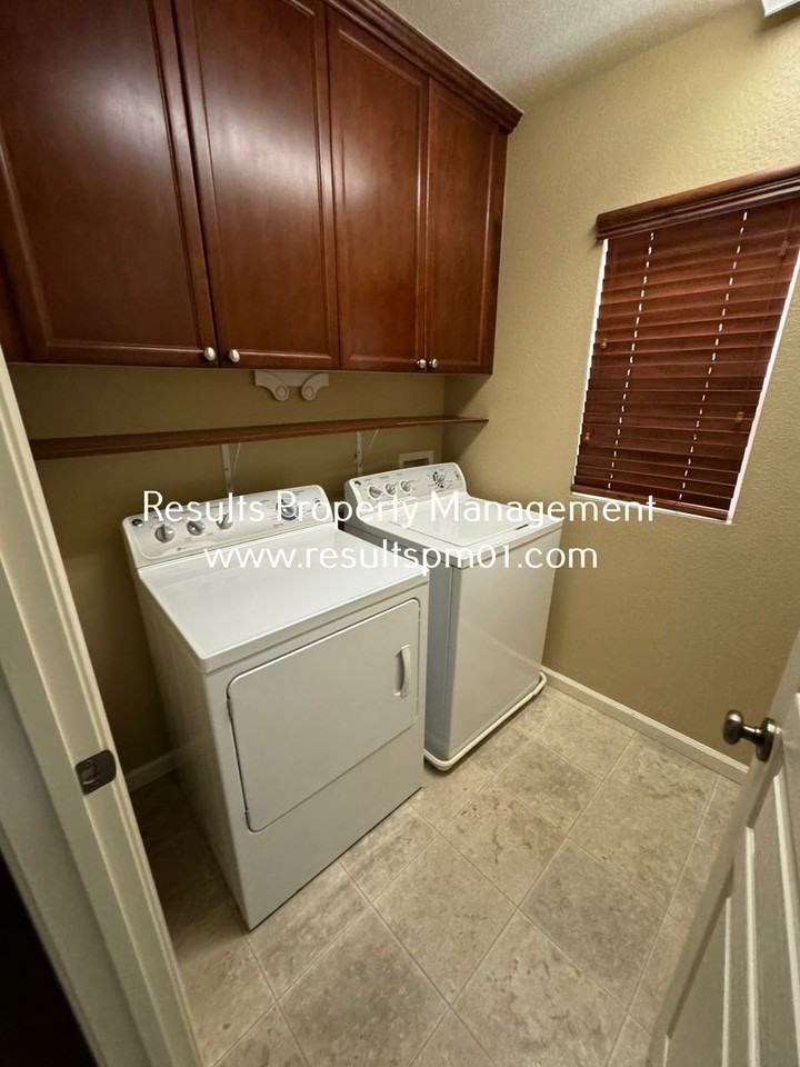 1521 Impressionist Loop - Photo 6 of 9