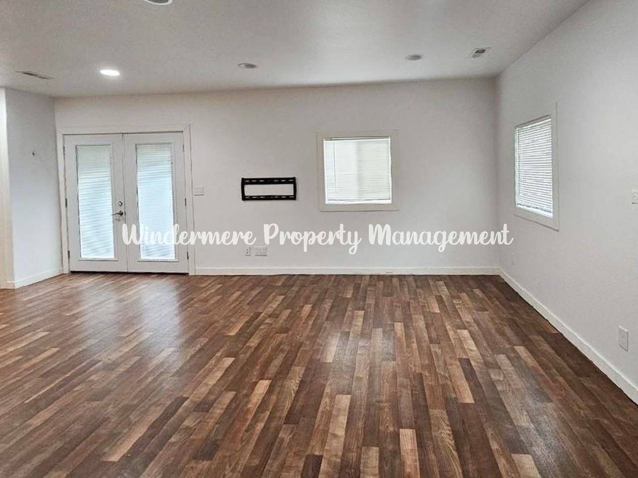 7642 Chico Way Nw - Photo 4 of 17