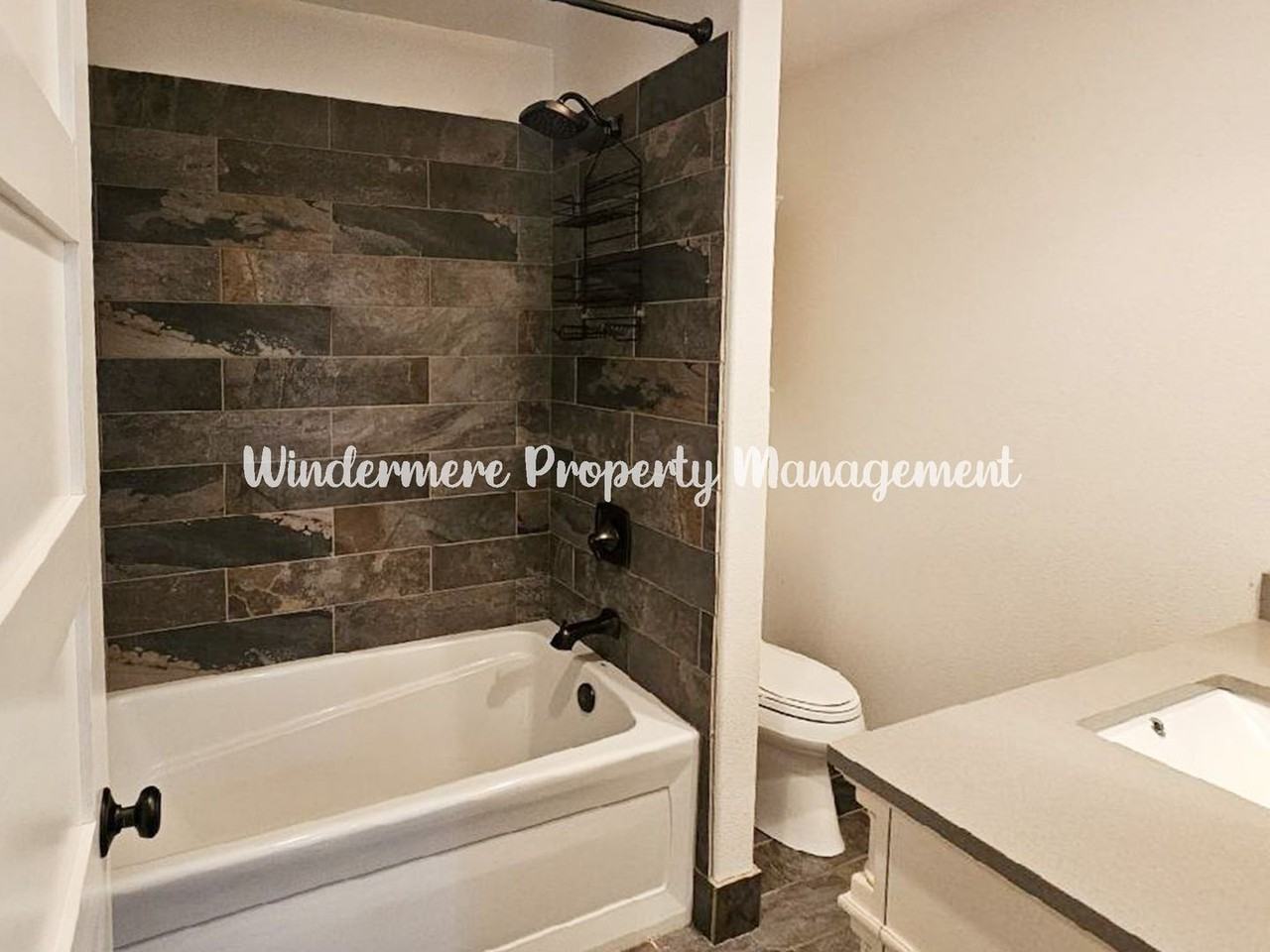 7642 Chico Way Nw - Photo 7 of 17