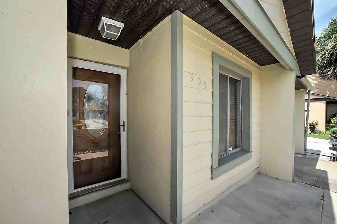 905 Barbados Ave - Photo 2 of 15