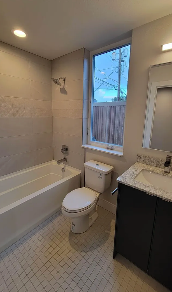 555 Highland Dr - Photo 7 of 15