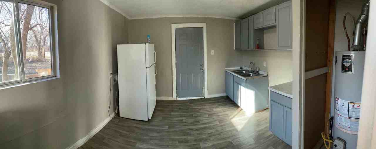 2625 S Fees St - Photo 6 of 14