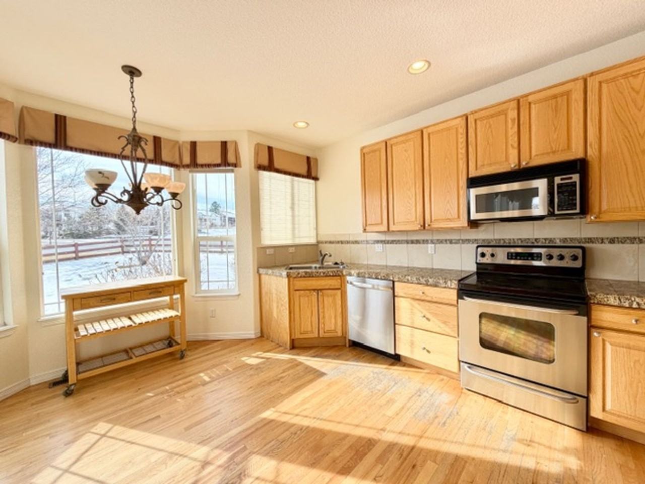 6454 Umber Cir - Photo 3 of 39