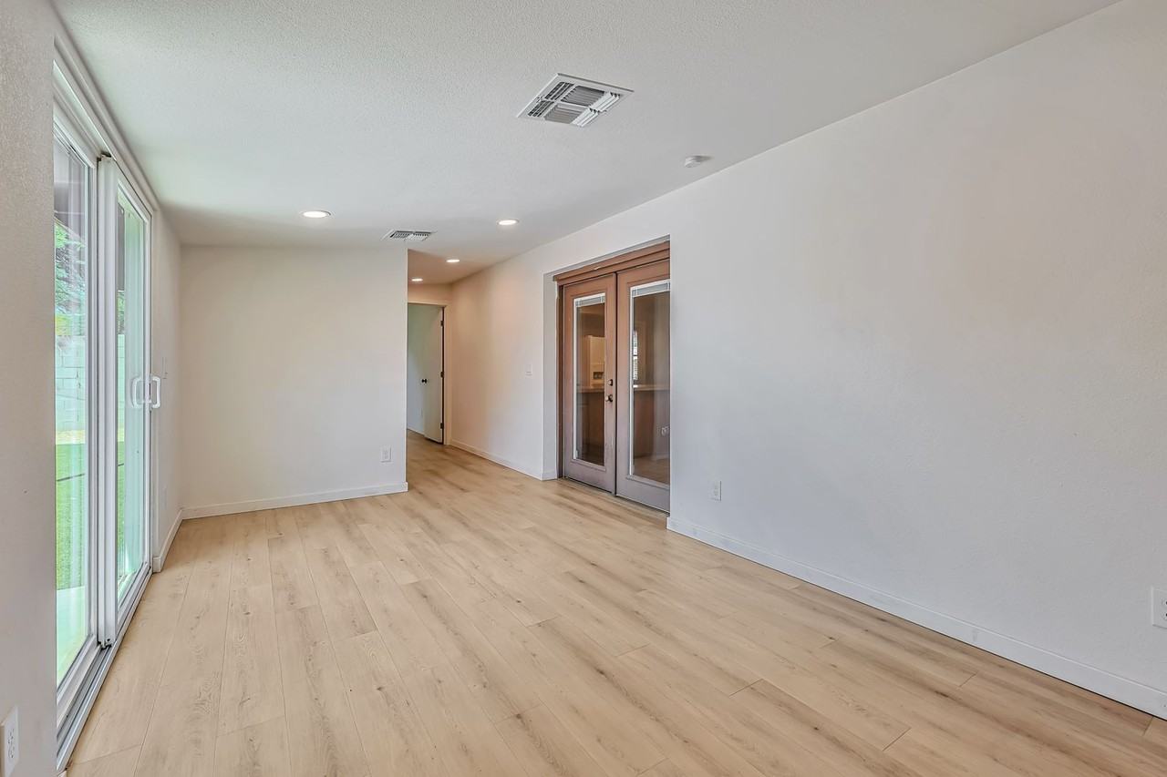 727 E Vista Del Cerro Dr - Photo 6 of 21