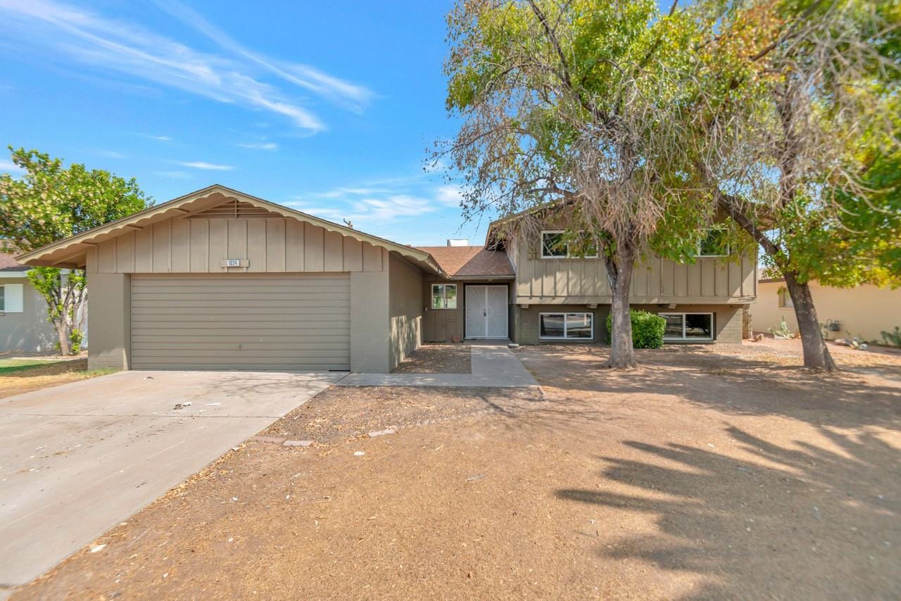 1024 E Riviera Dr - Photo 7 of 33