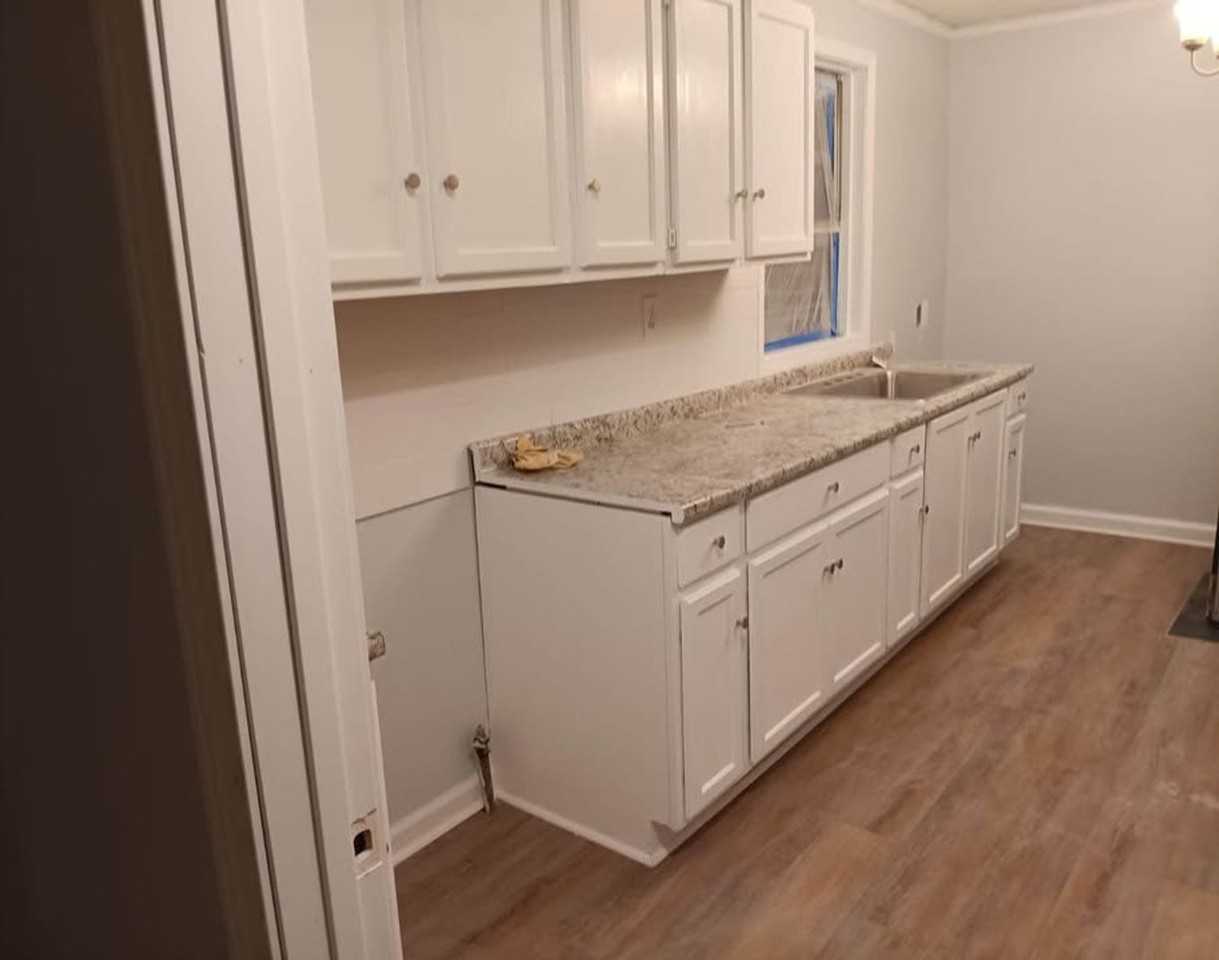 215 Dunn Dr - Photo 7 of 10