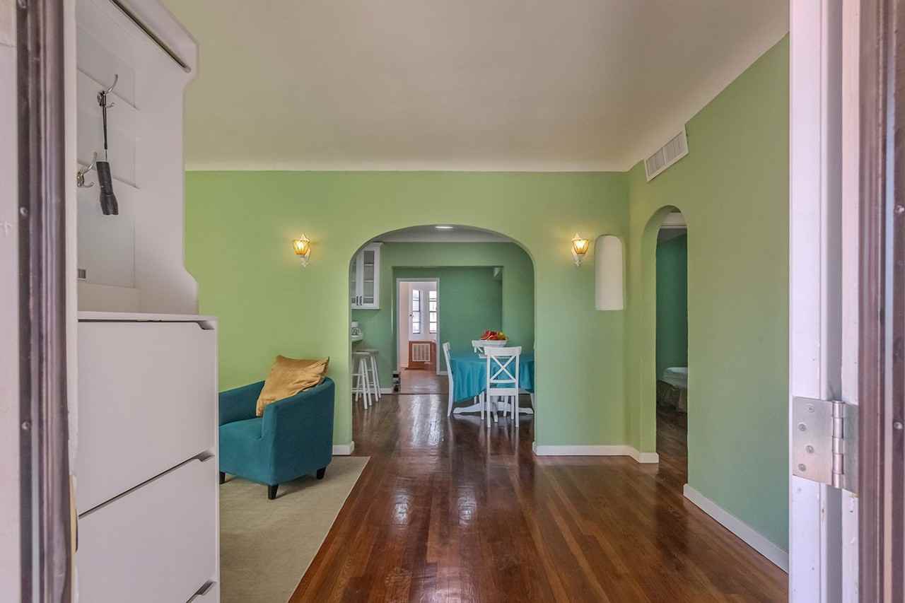 3715 Sacramento Ave - Photo 7 of 50