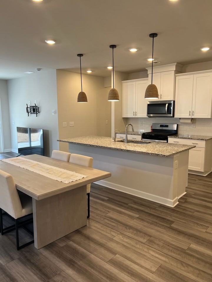 2523 Copper Creek Loop - Photo 4 of 25