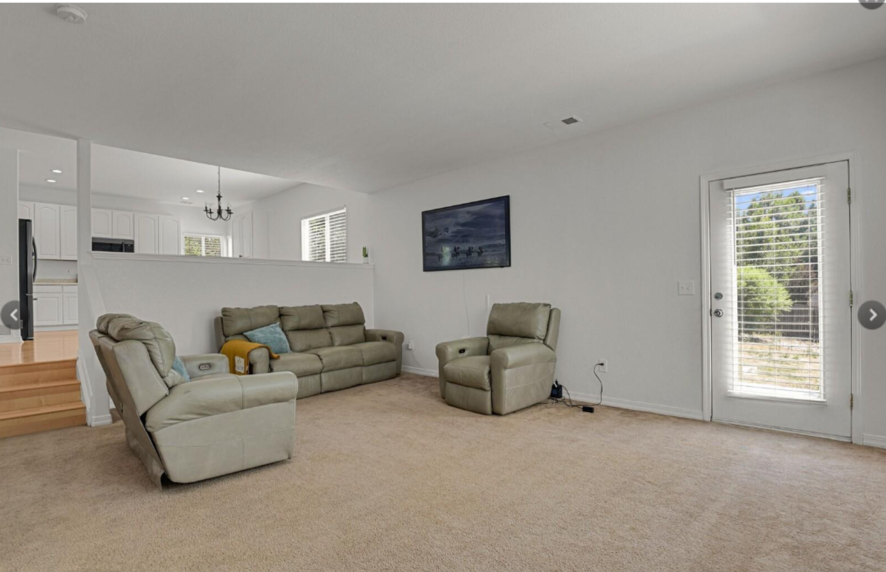 19434 E Lasalle Pl - Photo 7 of 20