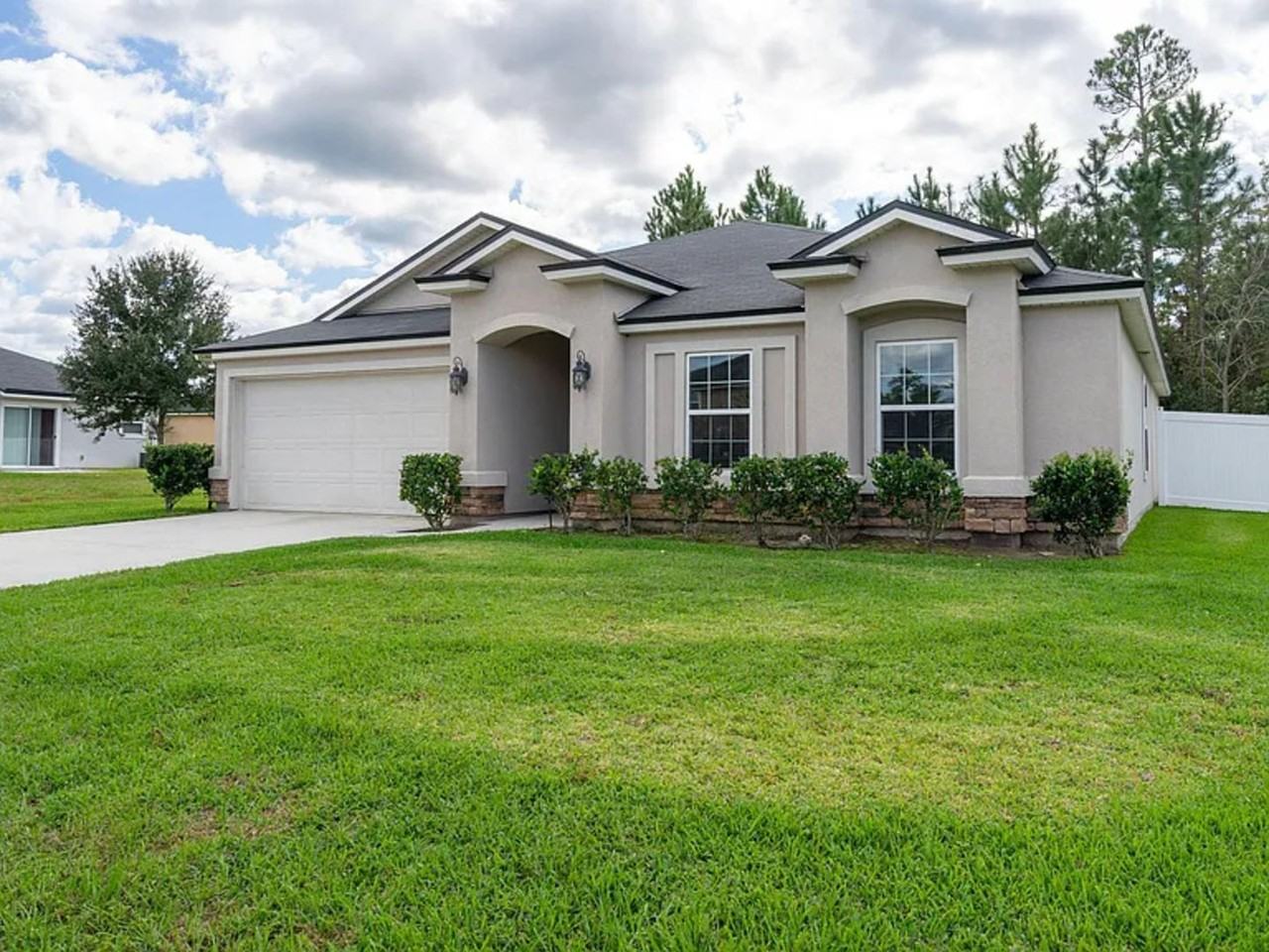 15360 Spotted Stallion Trl - Photo 2 of 33