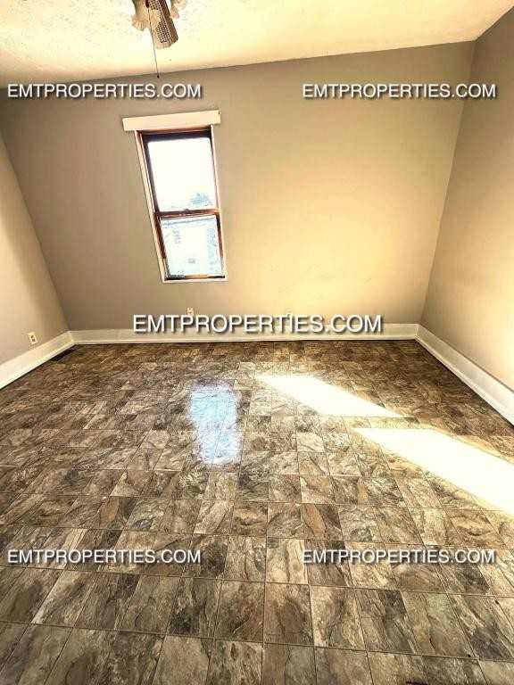 2037 Lexington Ave - Photo 3 of 8