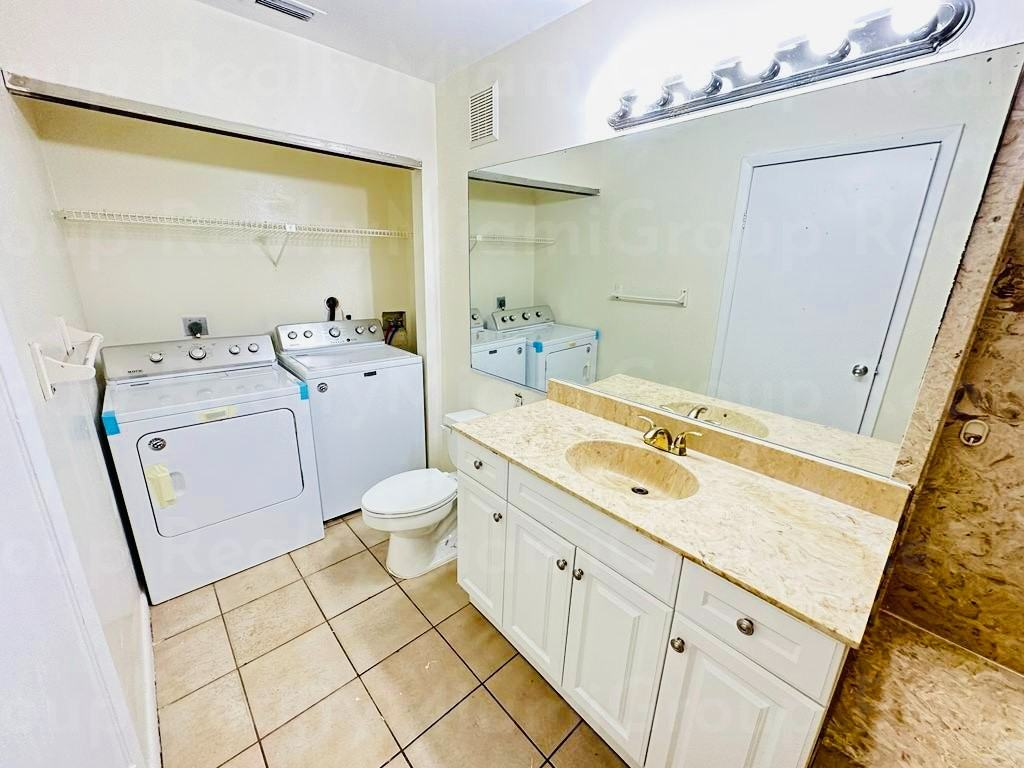 26 Crossings Cir #E - Photo 2 of 18