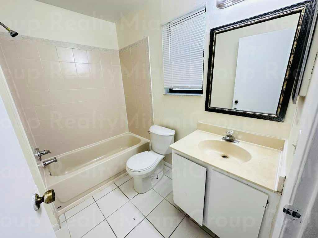 26 Crossings Cir #E - Photo 7 of 18