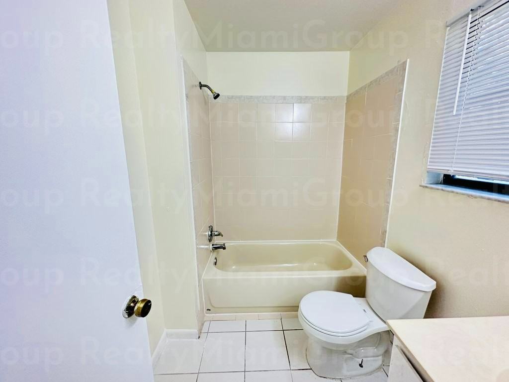 26 Crossings Cir #E - Photo 5 of 18