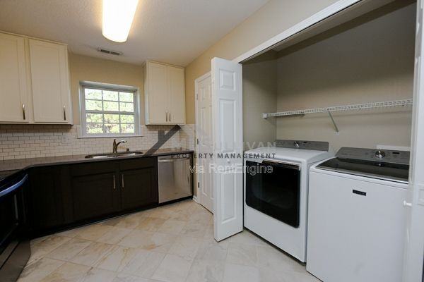 608 Edenberry Dr - Photo 6 of 16