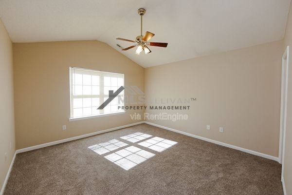 608 Edenberry Dr - Photo 7 of 16