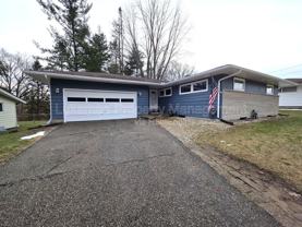 140 Parkridge Dr - Photo 1 of 1