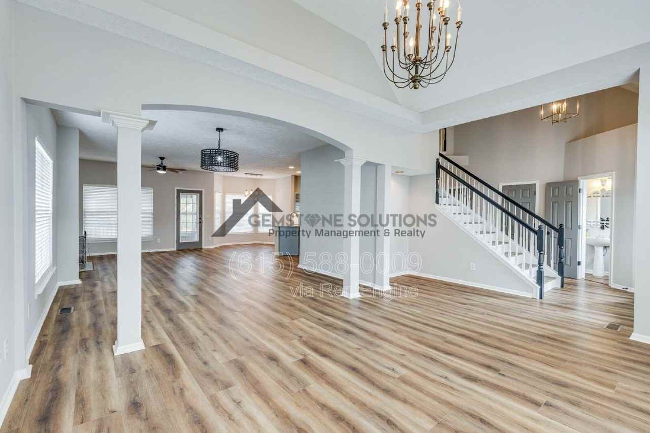 324 Astor Way - Photo 7 of 50