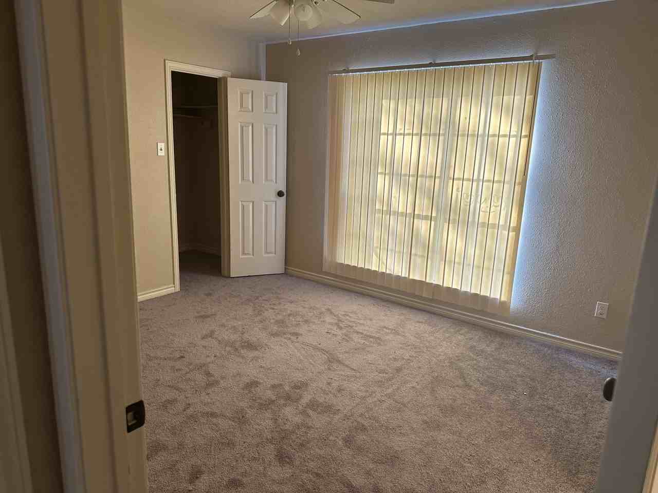 1172 Westmeadow Dr - Photo 2 of 10