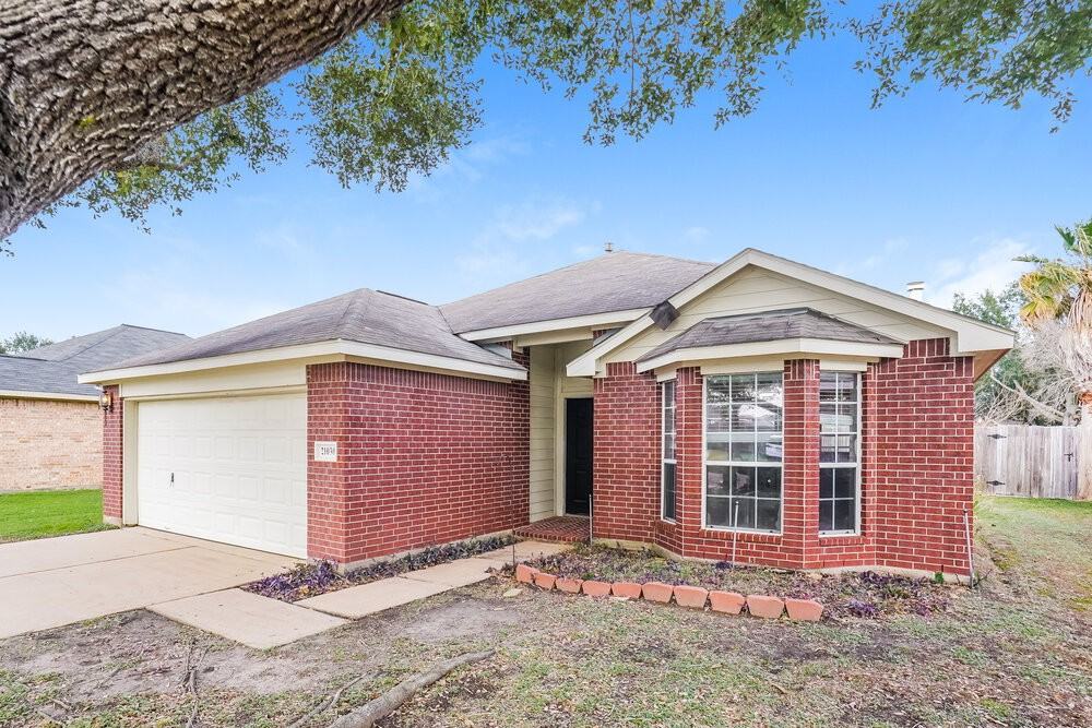 21030 Stoney Haven Dr - Photo 3 of 16