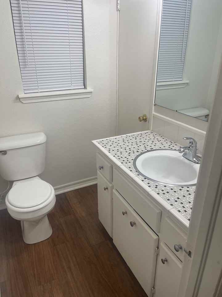 2202 Donna Dr #2202 - Photo 5 of 13