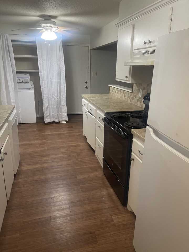 2202 Donna Dr #2202 - Photo 6 of 13