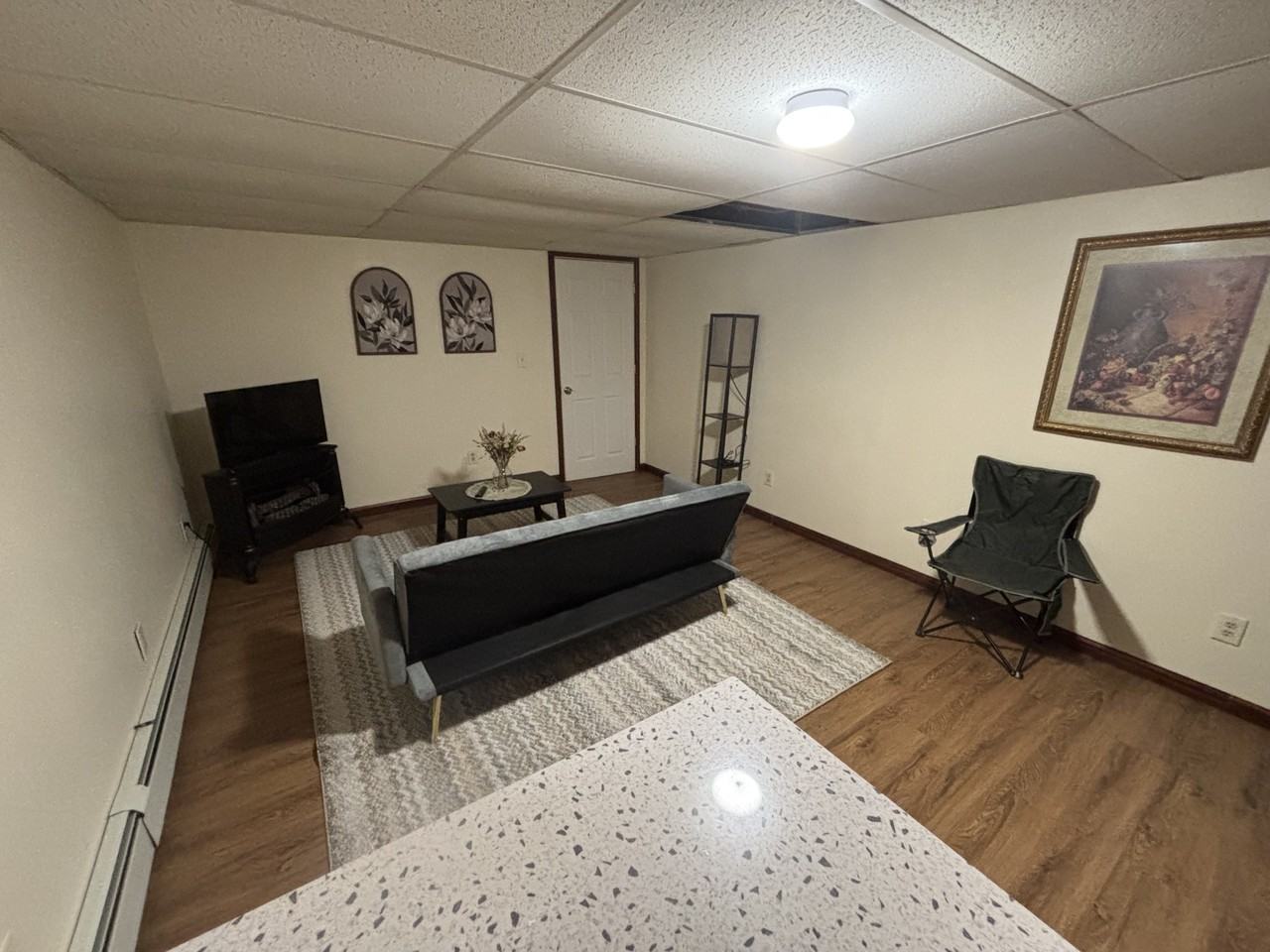 615 June St #C - Photo 3 of 5