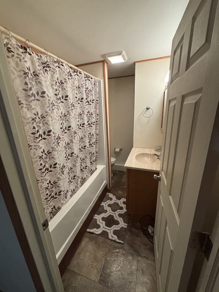 615 June St #C - Photo 5 of 5