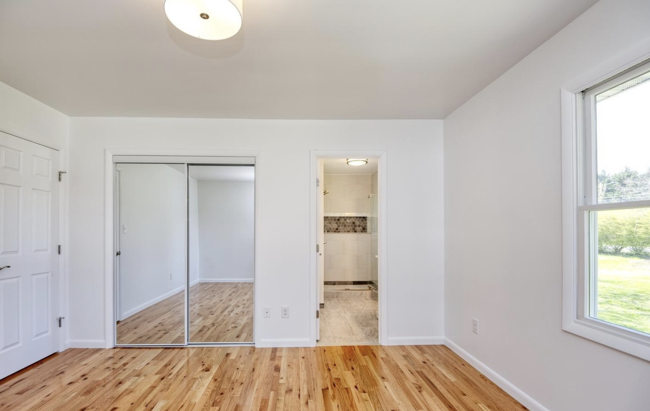 34006 Mulberry Ln - Photo 5 of 17