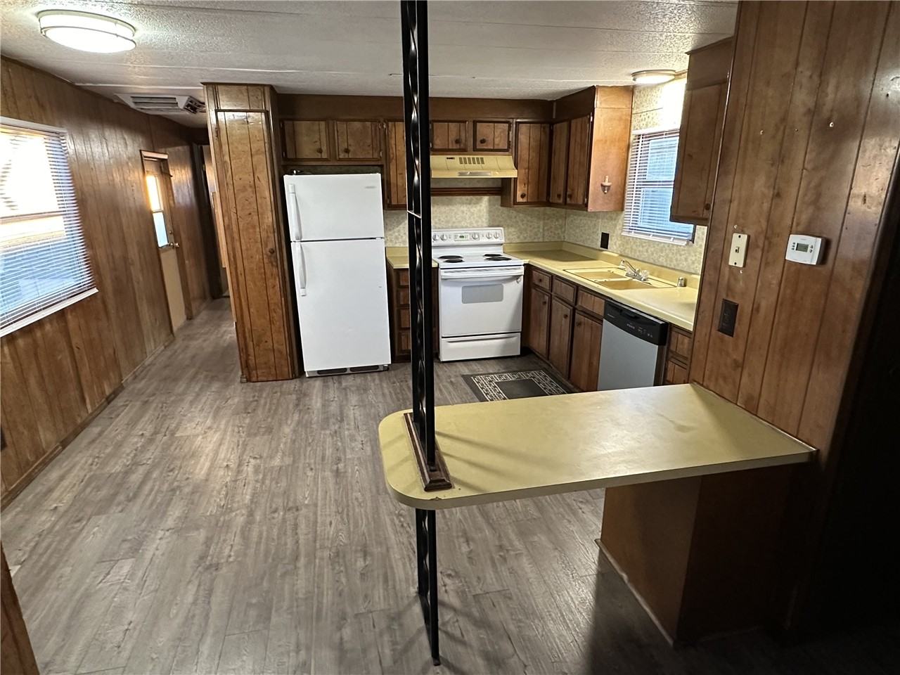 845 Ws - Photo 2 of 6