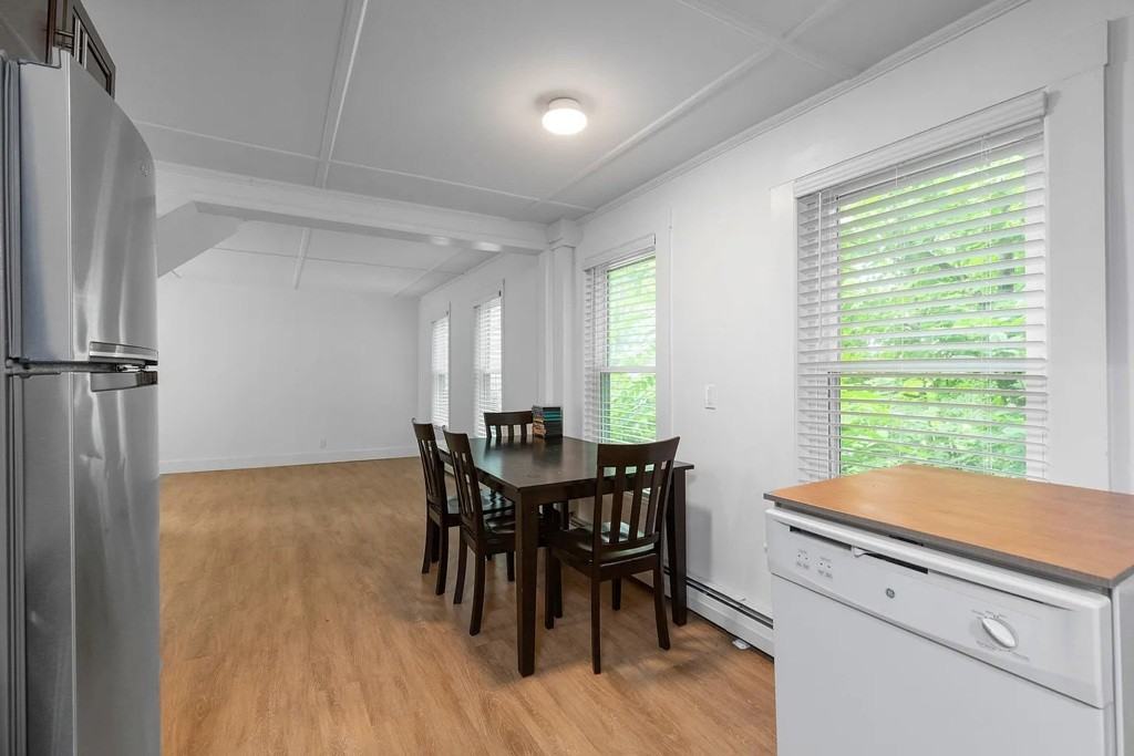 91 Sullivan St #1 - Photo 4 of 12