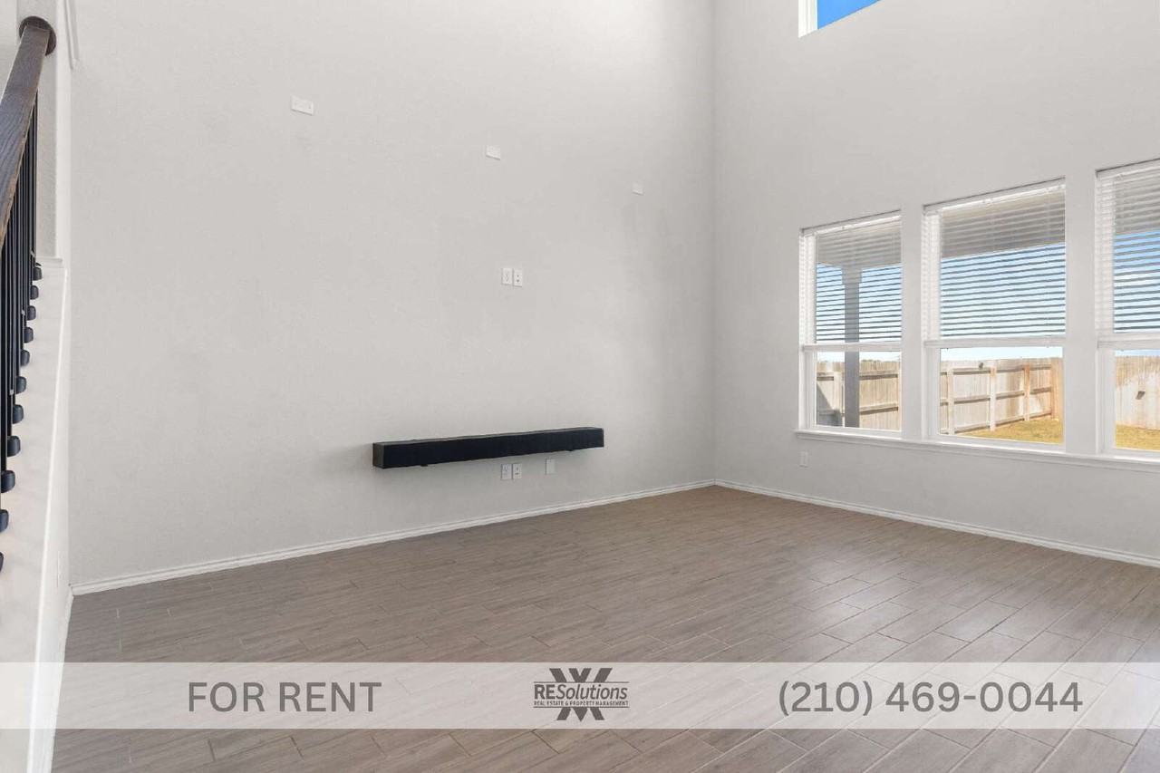 4015 Wild Bloom Rd - Photo 3 of 18