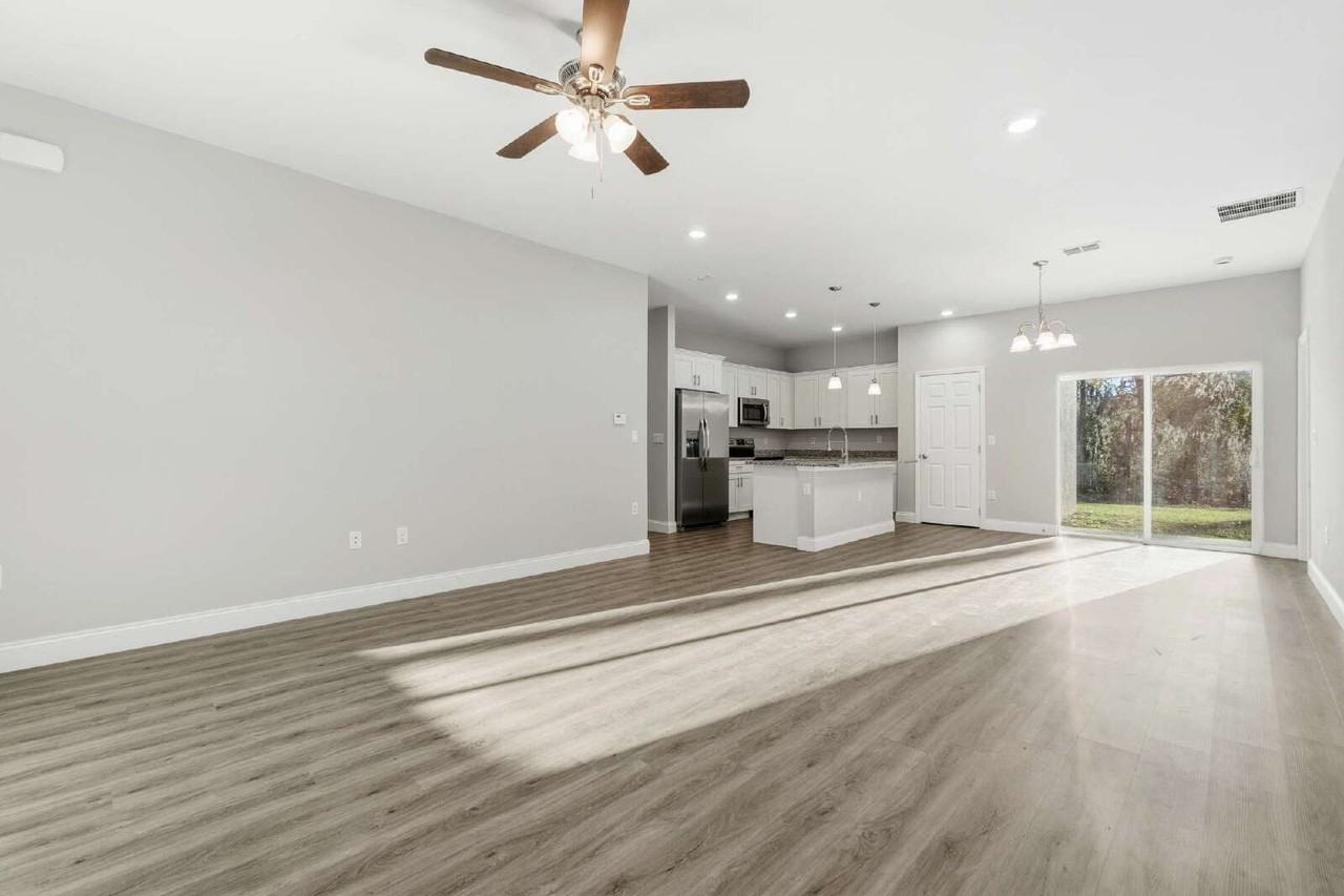 5998 Sw 154th Street Rd - Photo 3 of 38