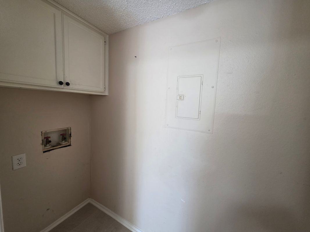 620 Race St ##D - Photo 5 of 31