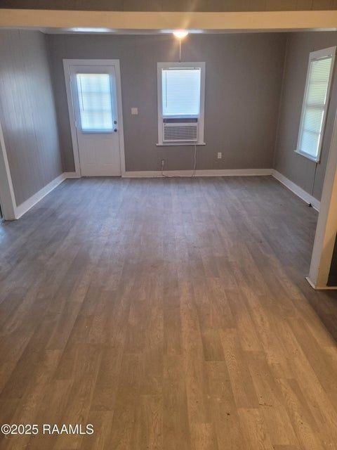 1138 Tate Cove Rd - Photo 2 of 7