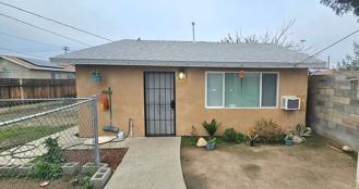 915 30th St - Photo 1 of 1