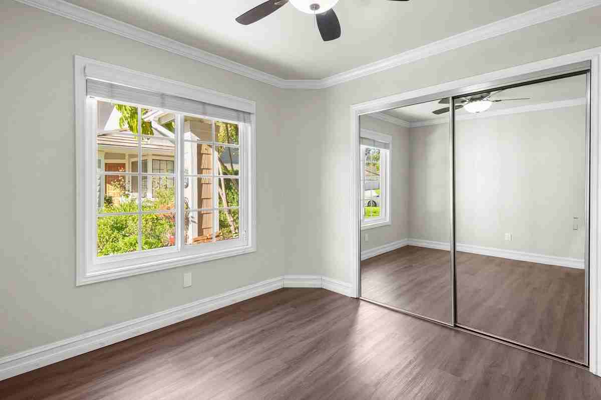 5059 Via Calderon - Photo 6 of 19