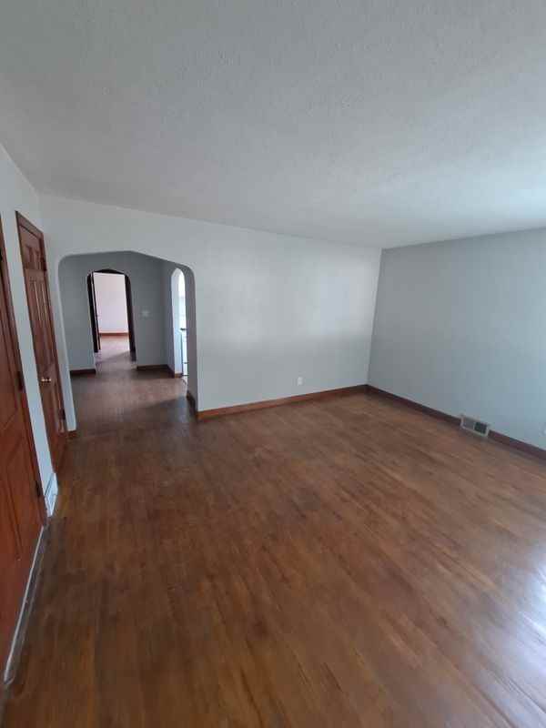 2025 21st St ##4 - Photo 5 of 15