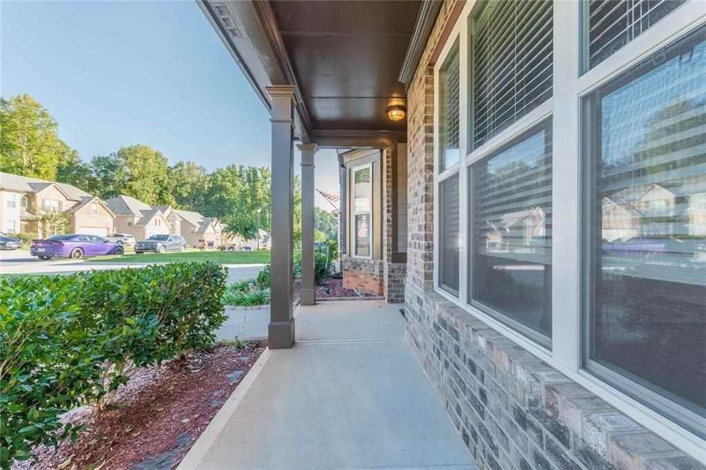 4850 Haysboro Way - Photo 4 of 42