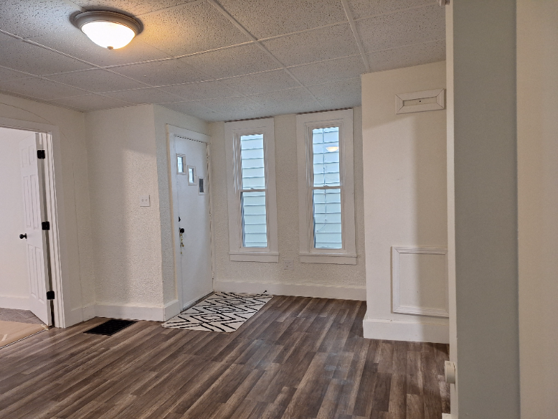 11 Jefferson St - Photo 3 of 19